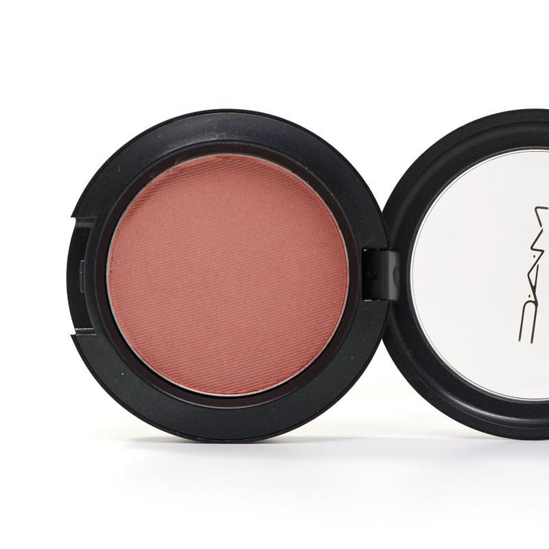 MAC Blush Prim and Proper #1