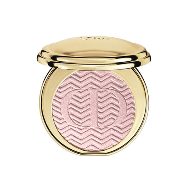 Dior Perfumed Illuminating Powder Sumptuous Pink 002