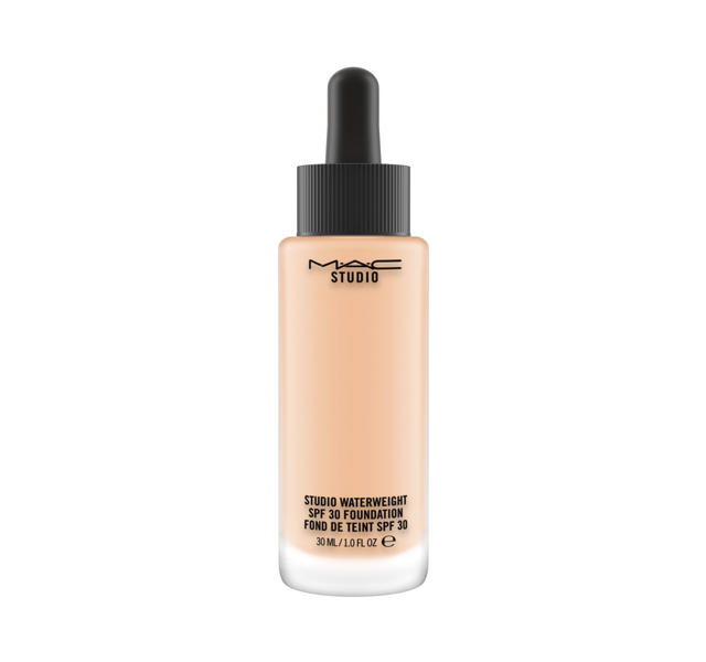 MAC Studio Waterweight SPF 30 Foundation NW15