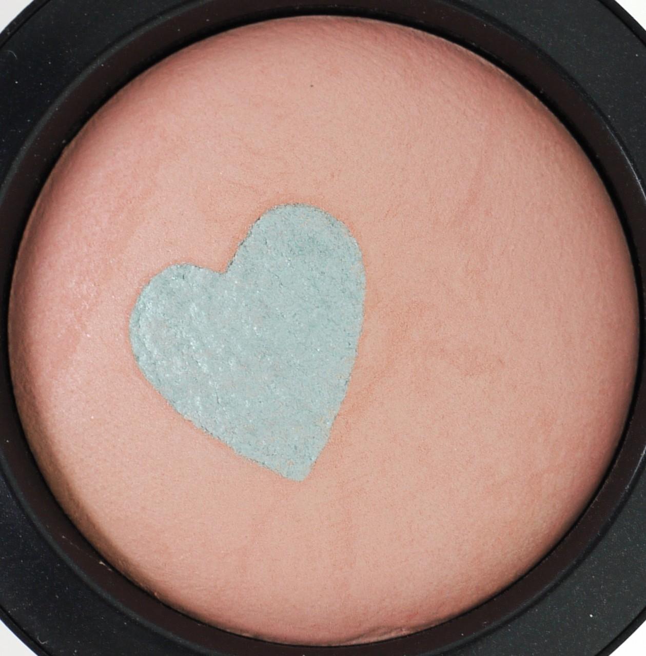 MAC Mineralize Blush Quite Cute Collection Miss Behave #2