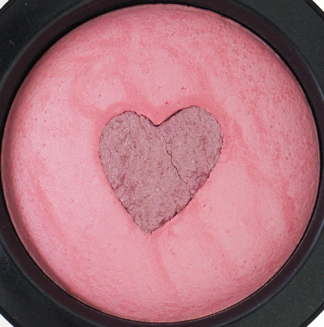 MAC Mineralize Blush Giggly #2