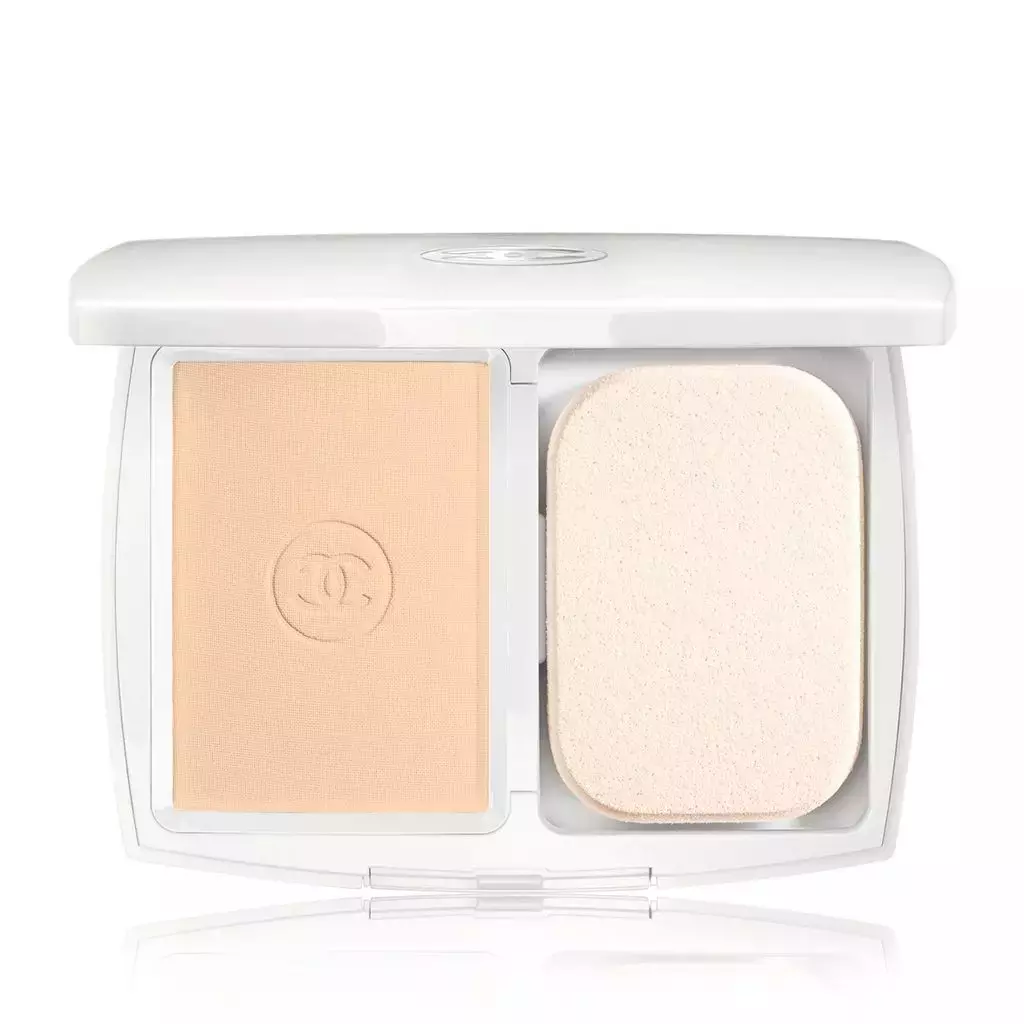 LE BLANC CHANEL Fond Teint Compact Huile SPF40 / PA++ 12 Beige Rosé NEUF