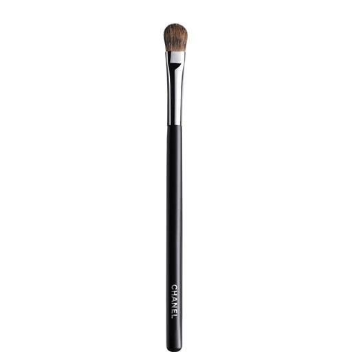 Chanel Large Eyeshadow Brush 25