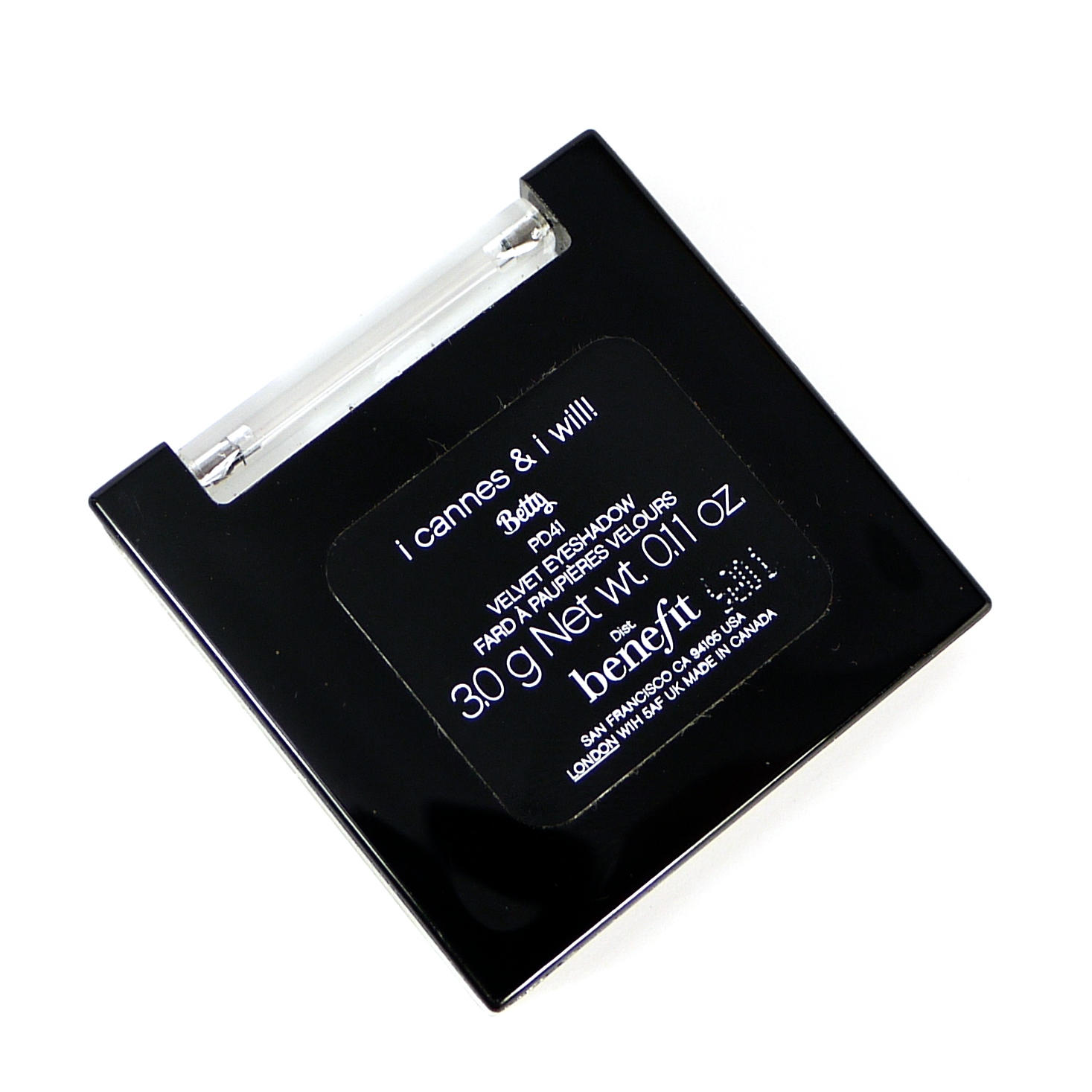 Benefit Velvet Eyeshadow I Cannes & I Will #4