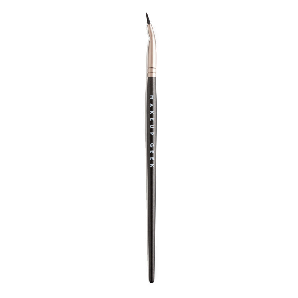 Makeup Geek Bent Liner Brush