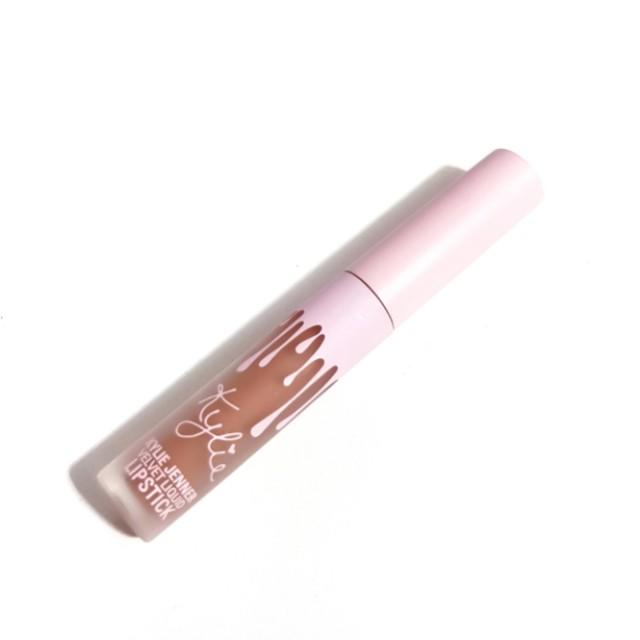 Kylie Matte Liquid Lipstick Birthday suit Mini