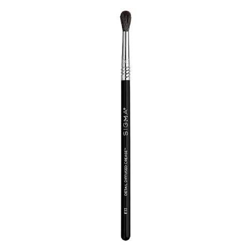 Sigma Beauty E33 Detail Diffused Crease Brush E33