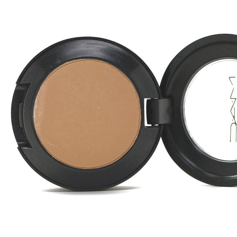MAC Studio Finish Concealer NW25 #1
