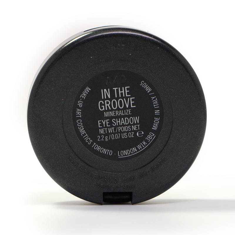 MAC Mineralize Eyeshadow In The Groove #3