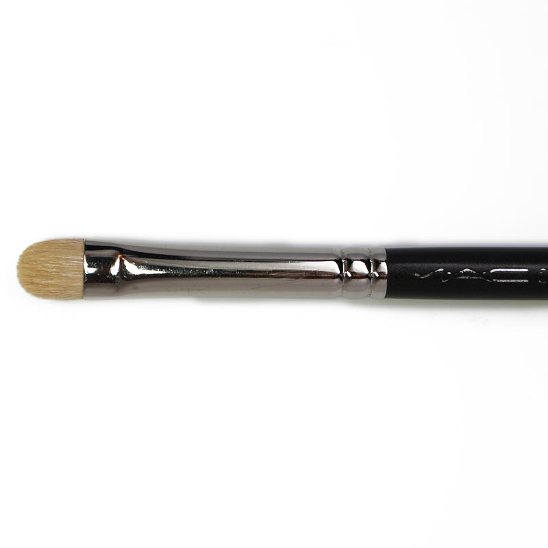 MAC Eye Brush 239 #2