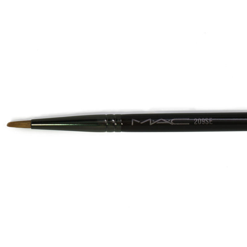 MAC Eye Brush 209SE #1