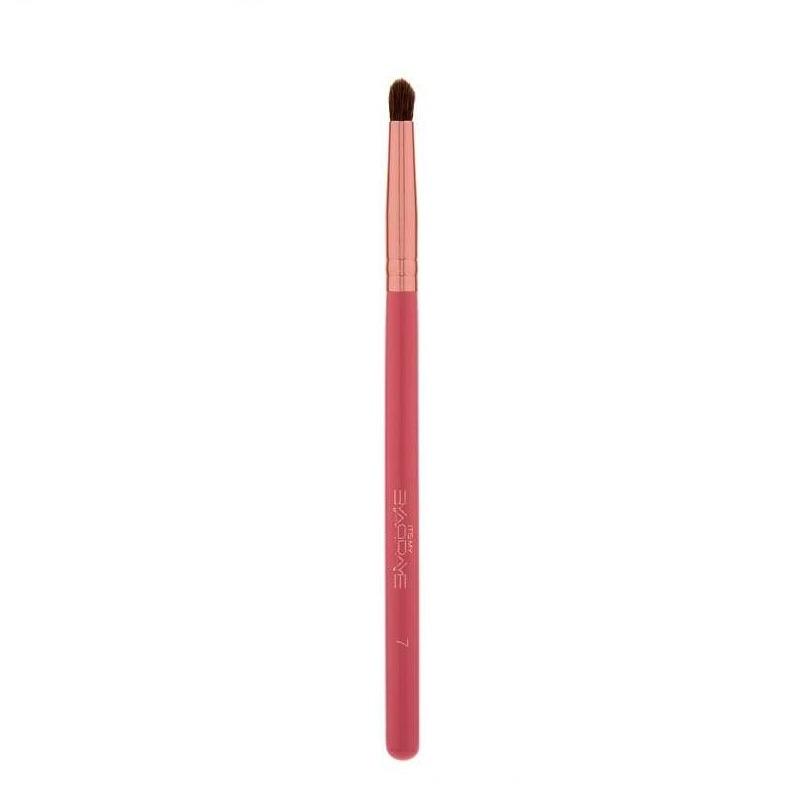 BH Cosmetics Brush 7 It's Raye Raye Collection