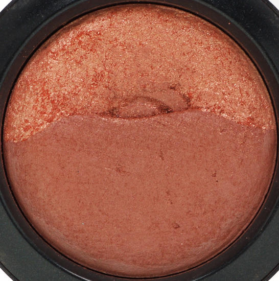MAC Mineralize Blush A Little Bit Of Sunshine #2
