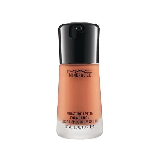 MAC Mineralize Moisture SPF 15 Foundation NC50