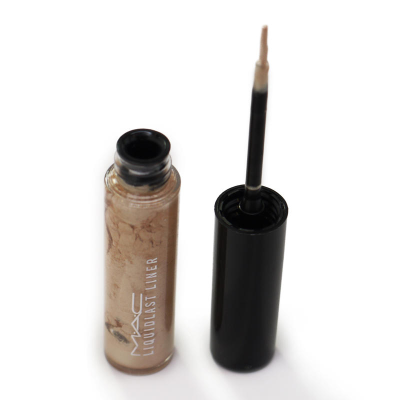 MAC Liquidlast Eyeliner Classic Cream #1