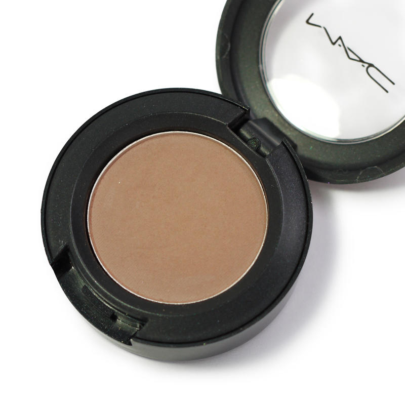 MAC Eyeshadow Wedge #1