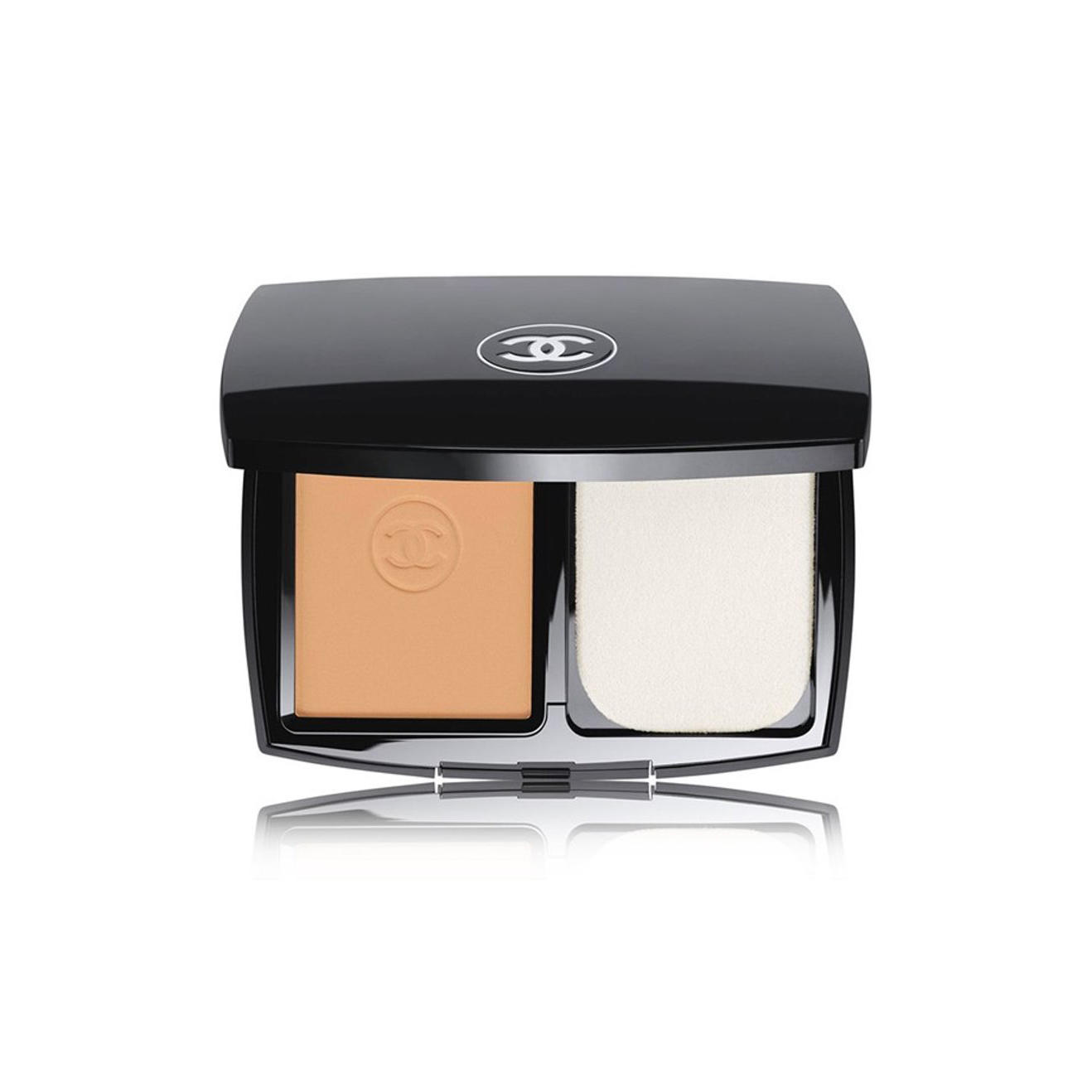 Chanel Le Teint Ultra Tenue Compact Foundation Beige 50