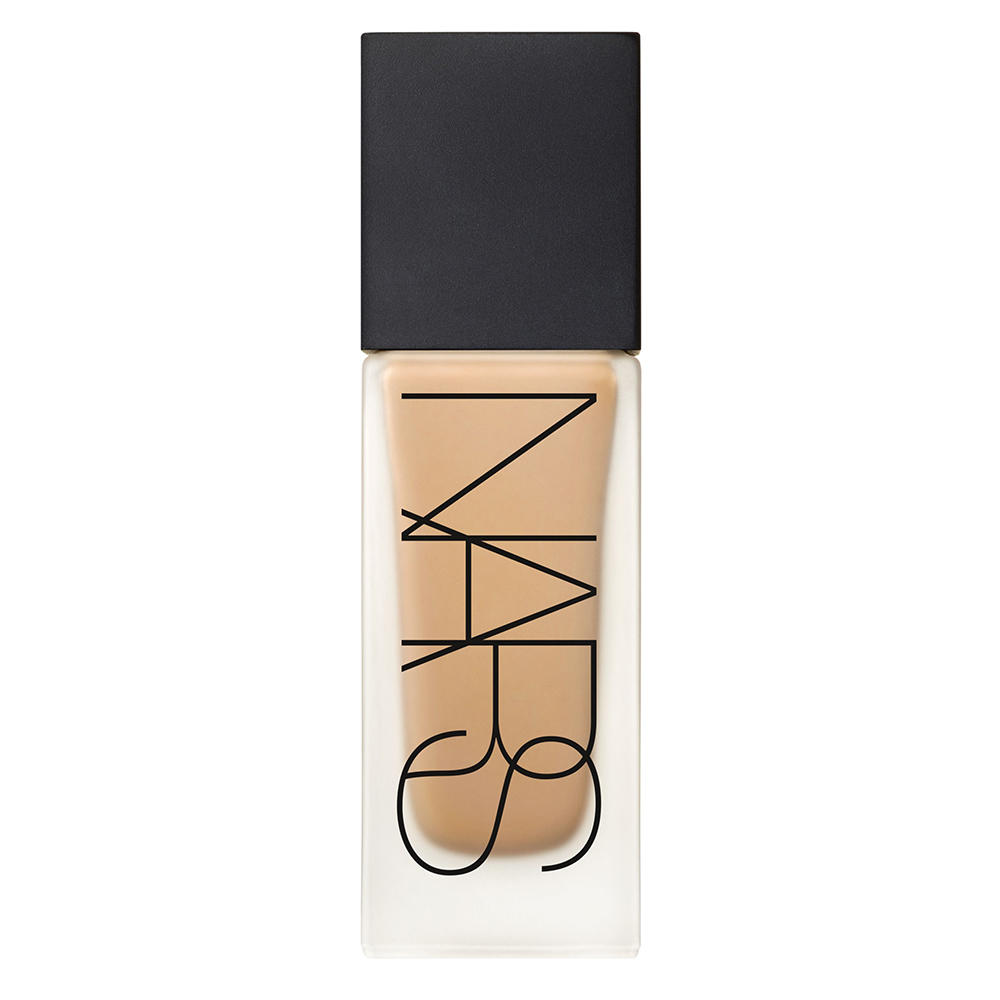 NARS All Day Luminous Weightless Foundation Cadiz Med/Dark 3