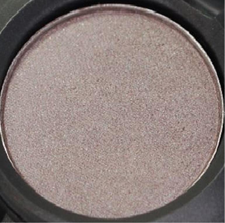MAC Eyeshadow Clue #5