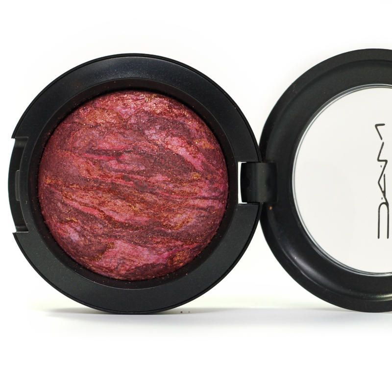 MAC Mineralize Eyeshadow Lovestone #1