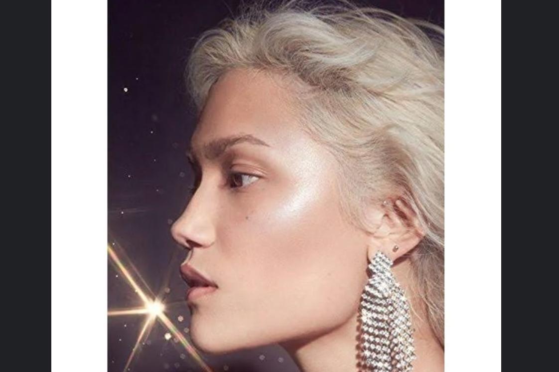 Glossier Haloscope Dew Effect Highlighter Moonstone #1