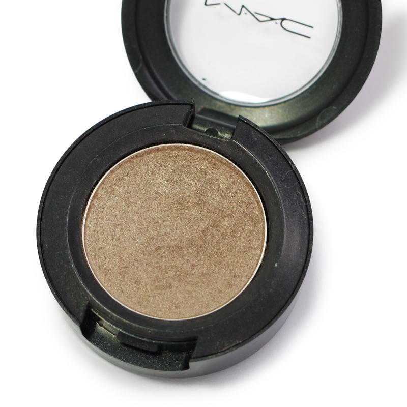 MAC Eyeshadow Warming Trend #1