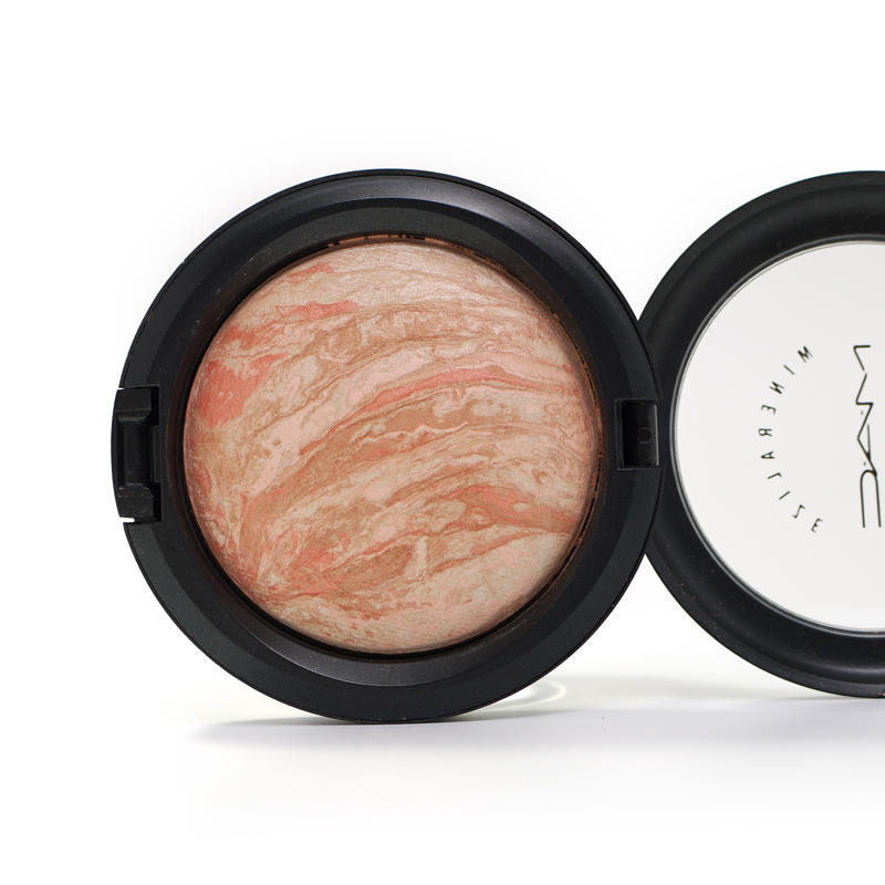 MAC Mineralize Skinfinish Refined #1