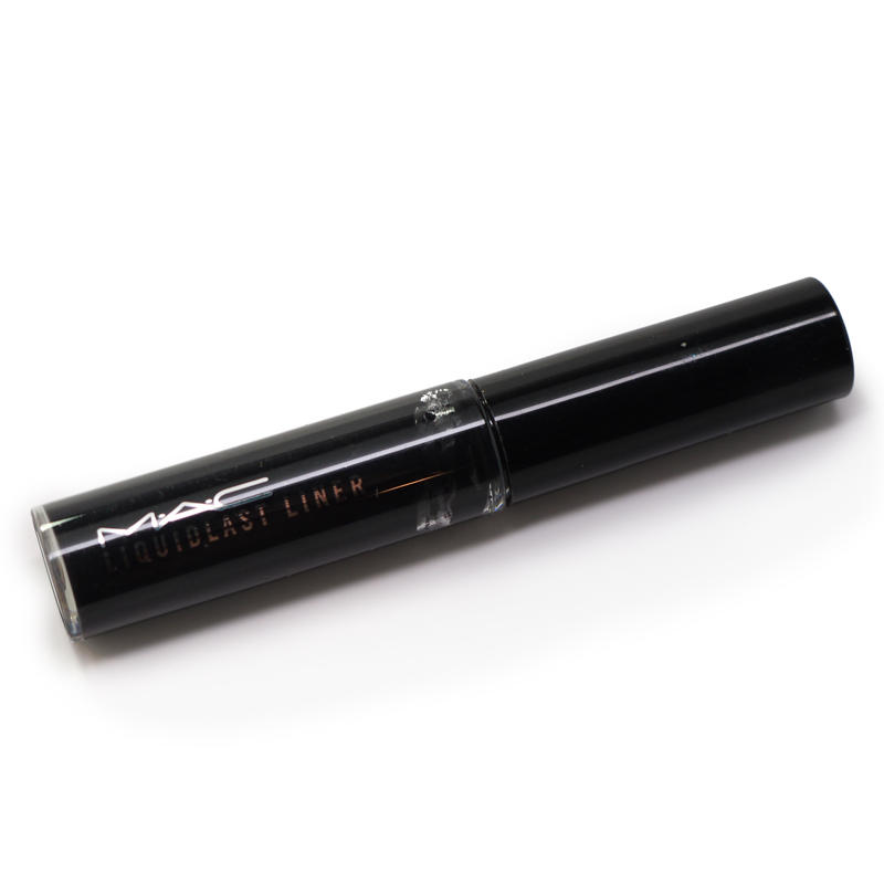 MAC Liquidlast Eyeliner Point Black #0