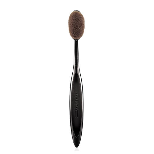 MAC Oval Brush 6