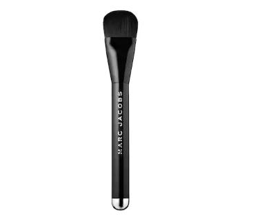 Marc Jacobs The Seamless Liquid Foundation Brush 4