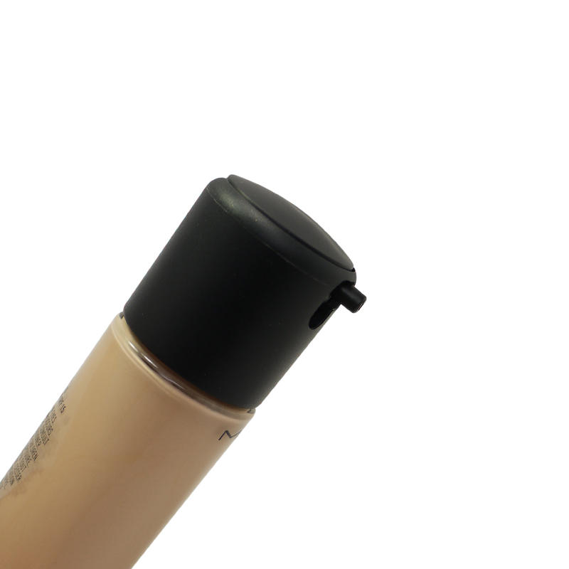 MAC Matchmaster Foundation 1.0 #1