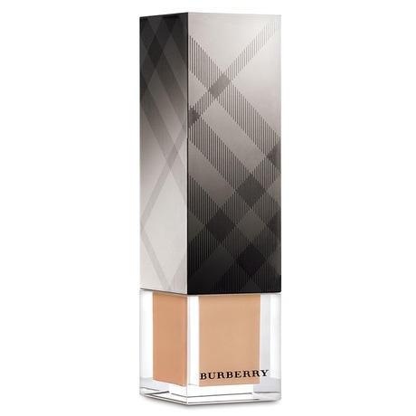 Burberry Sheer Foundation Trench 09