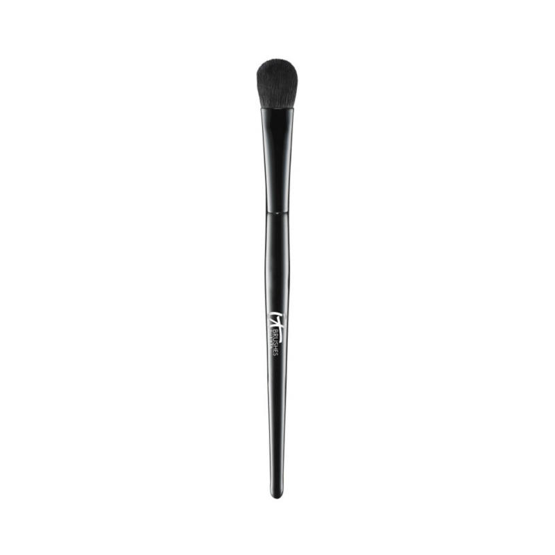 IT Cosmetics Velvet Blurring Smooth Shadow Brush