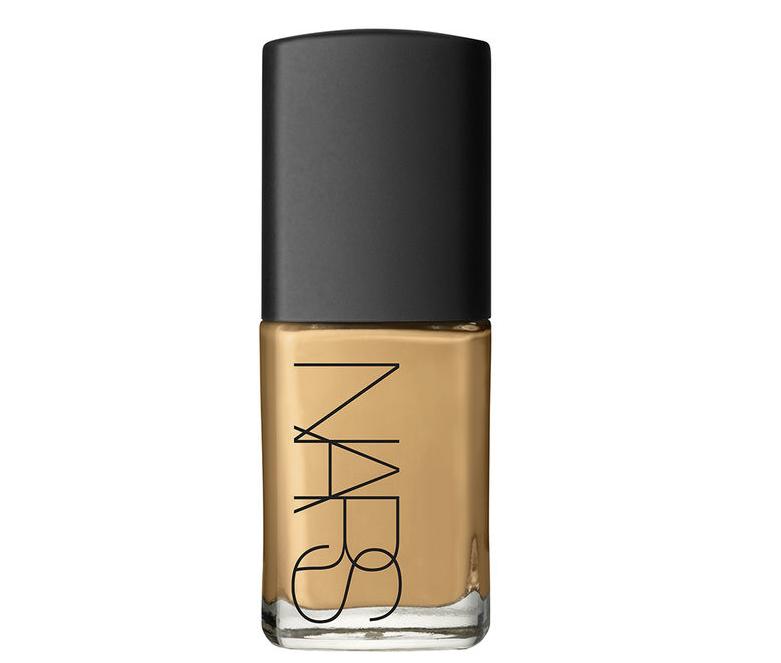 NARS Sheer Glow Foundation Aruba Medium 6