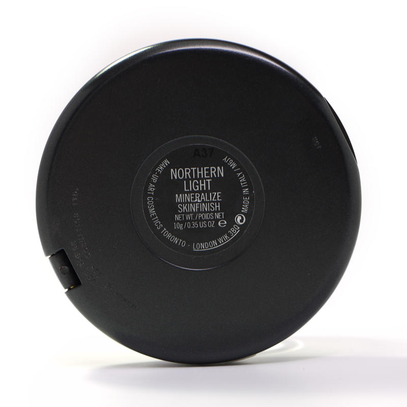 MAC Mineralize Skinfinish Northern Light #3