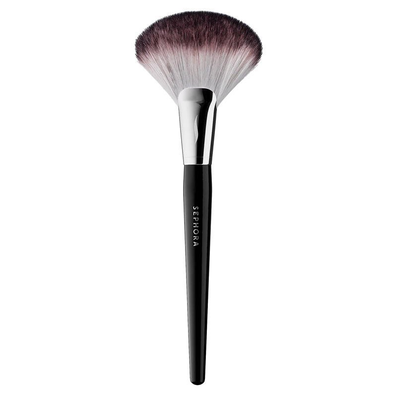 Sephora PRO Featherweight Fan Brush 92