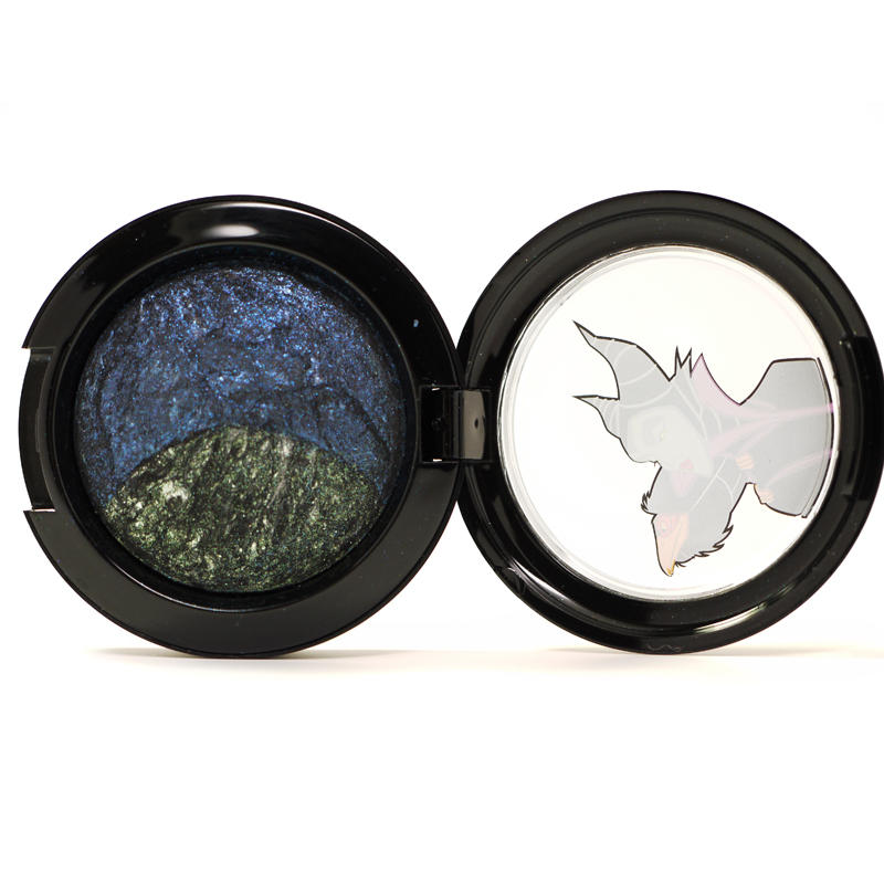 MAC Mineralize Eyeshadow She Who Dares Venomous Villains Collection #1