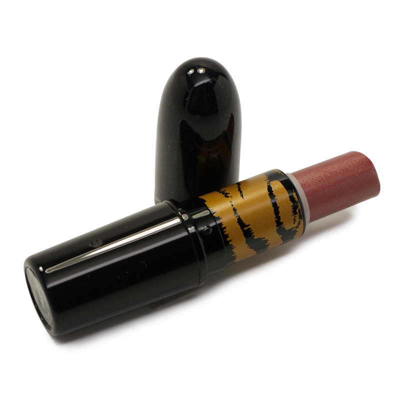 MAC Lipstick Role Play Raquel Welch Collection #0