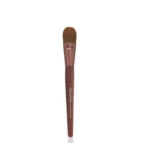 Josie Maran Foundation Brush 001