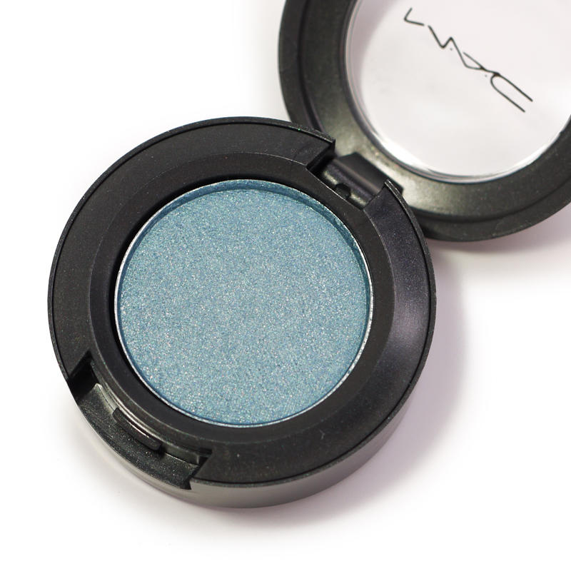 MAC Eyeshadow Moonflower #1
