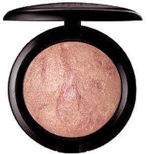 MAC Mineralize Skinfinish By Candlelight