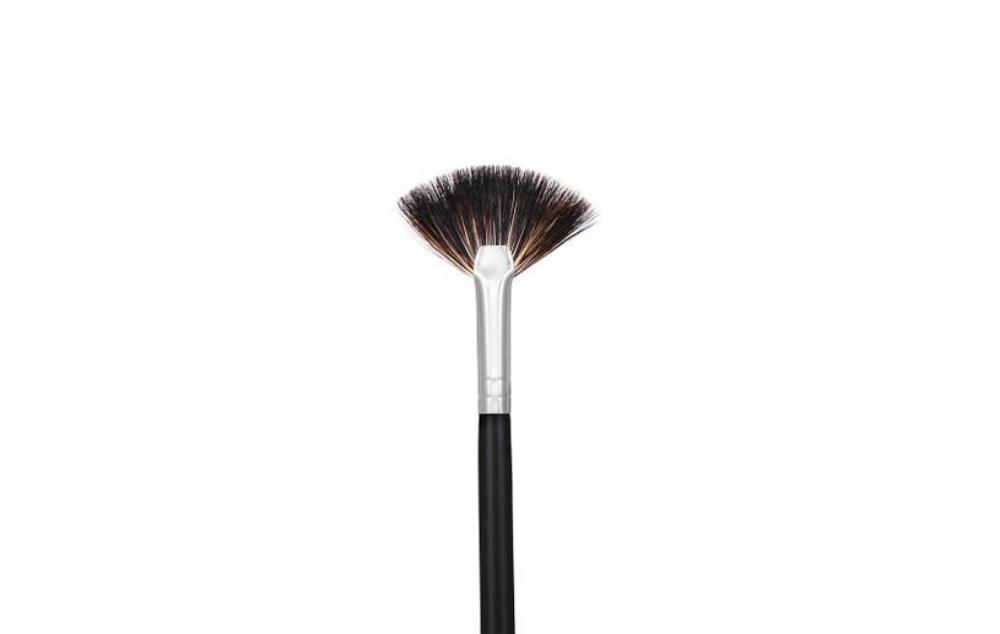 Stila Small Fan Brush 38