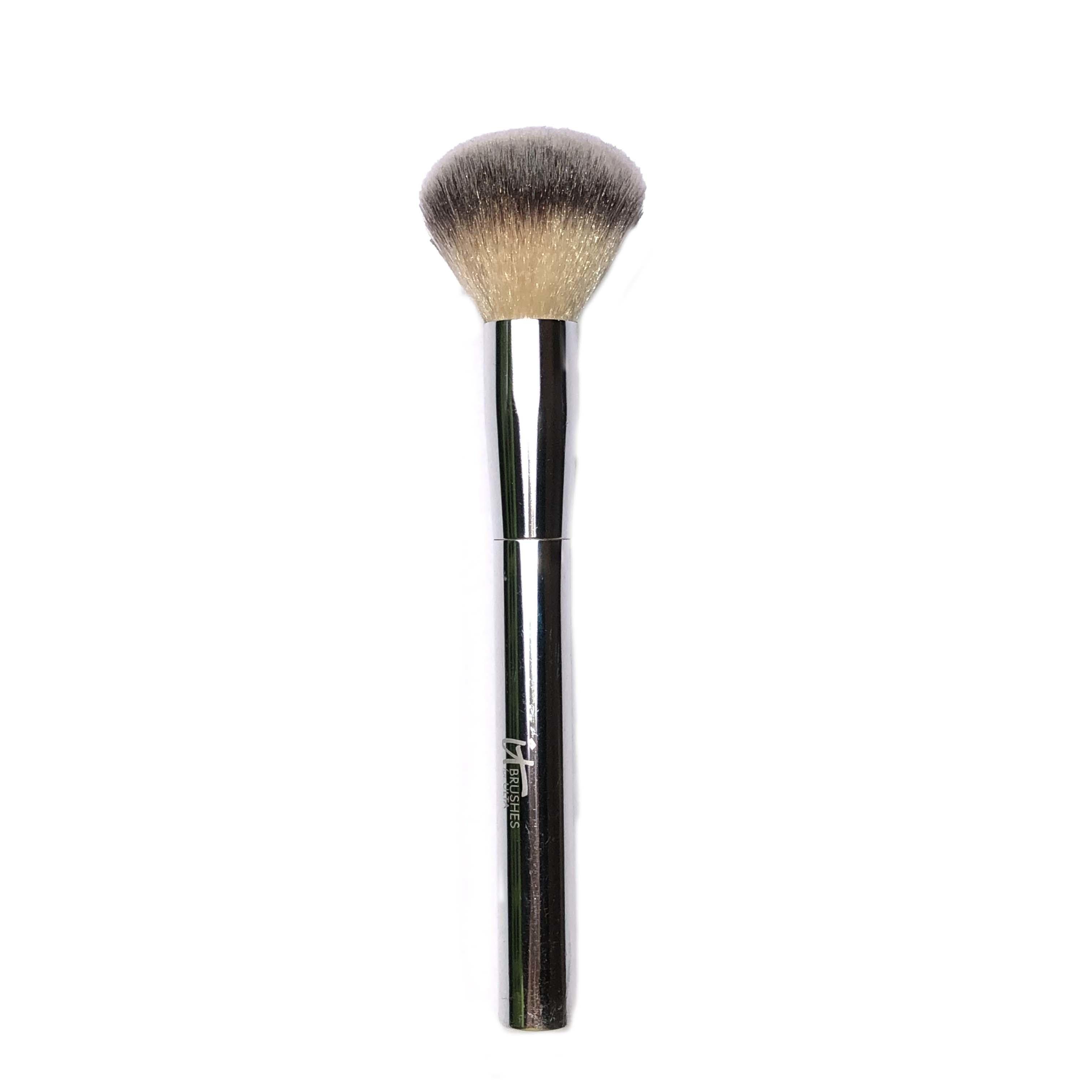 IT Cosmetics Fluffy Round Face Brush Chrome