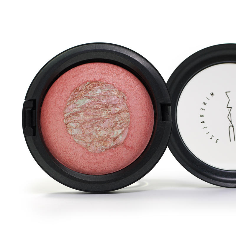 MAC Mineralize Skinfinish Semi Precious Rose Quartz #1