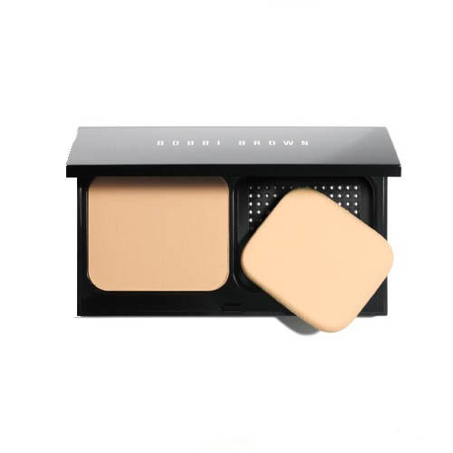 Bobbi Brown Illuminating Finish Powder Warm Ivory 1