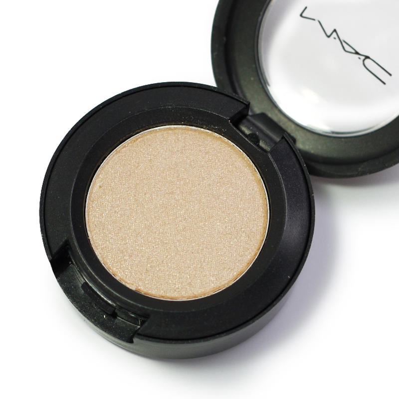 MAC Eyeshadow Soft Force #1