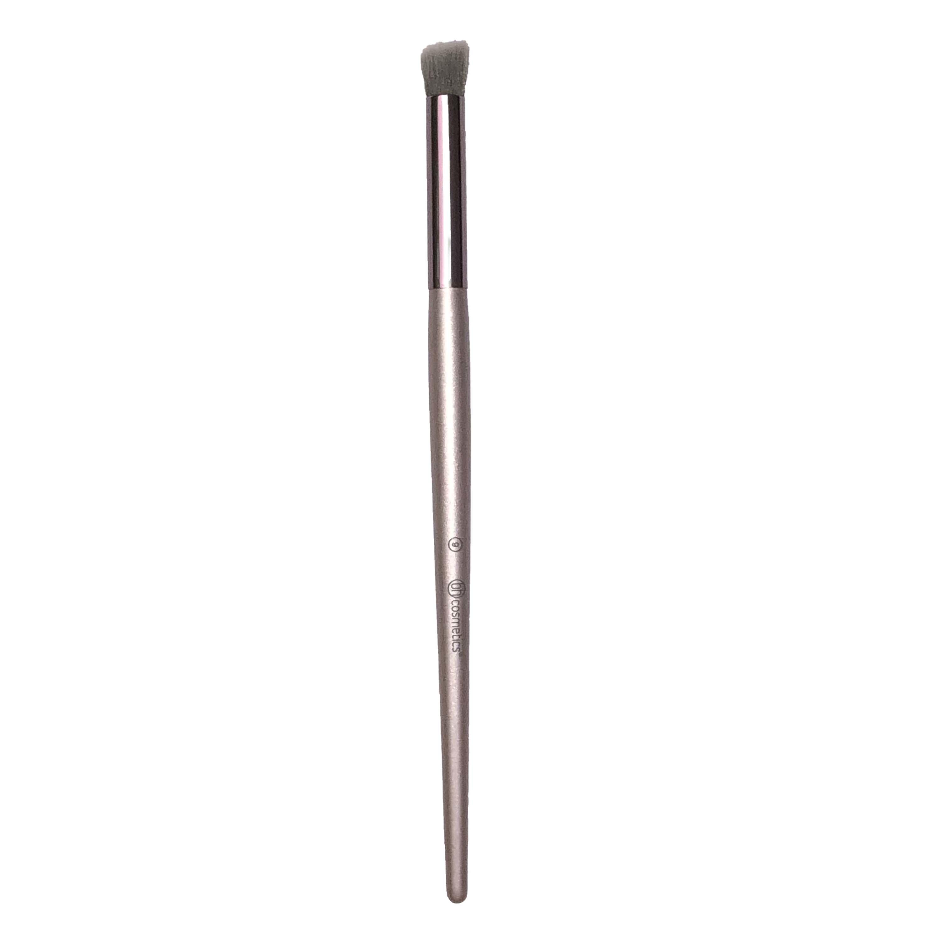 BH Cosmetics Long Handle Small Detail Brush Champagne