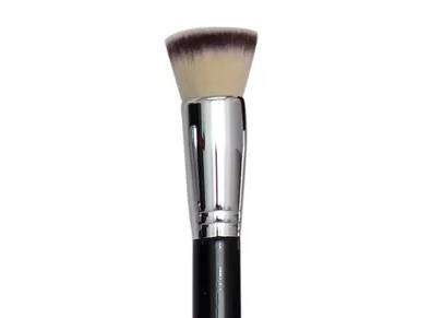 BECCA Artist Large Flat Buffer Face Brush