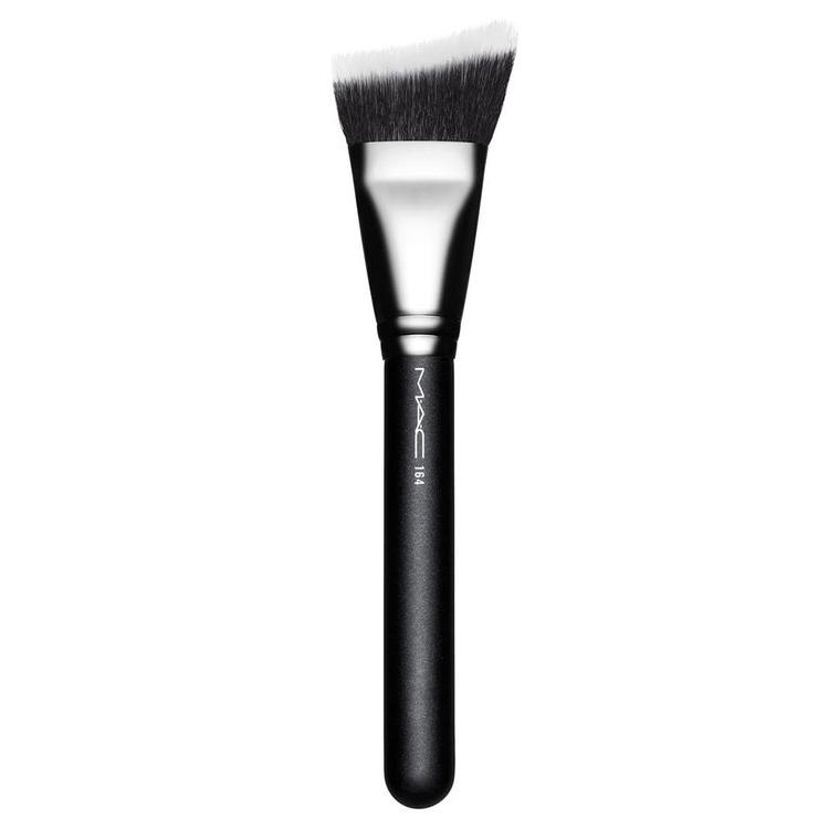 MAC Synthetic Duo Fibre Curved Sculpting Face Brush 164