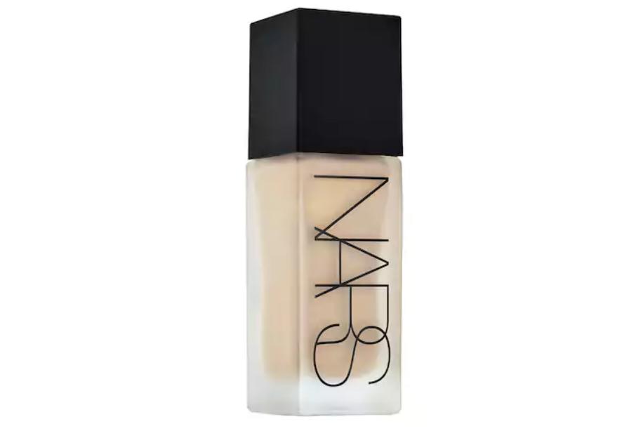 NARS All Day Luminous Weightless Foundation Light 3 Gobi